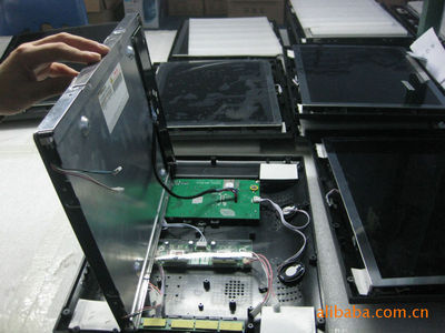 工廠(chǎng)直供15寸數(shù)碼相框與廣告機(jī) 專(zhuān)業(yè)生產(chǎn)、價(jià)格優(yōu)勢(shì)、配套掛架